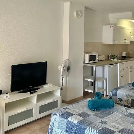 Appartement Pool And Sea View In Castle Harbour C010 *